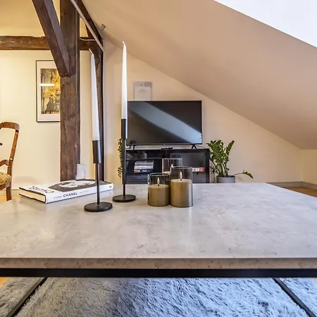 Old Heart Loft, 4 Sleeps Apartamento Riga