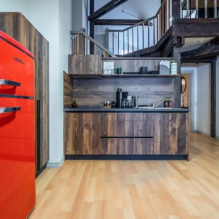 Old Heart Loft, 4 Sleeps Appartement *