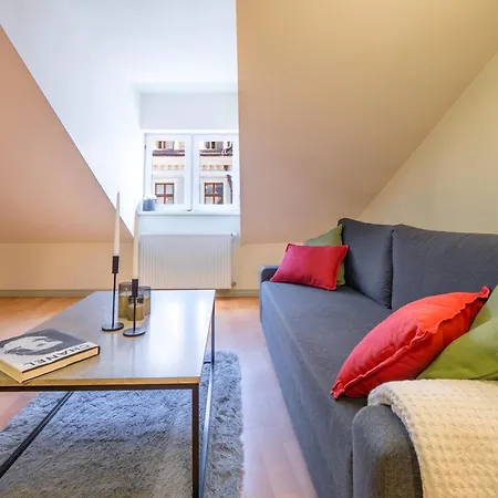 Old Heart Loft, 4 Sleeps Apartment *